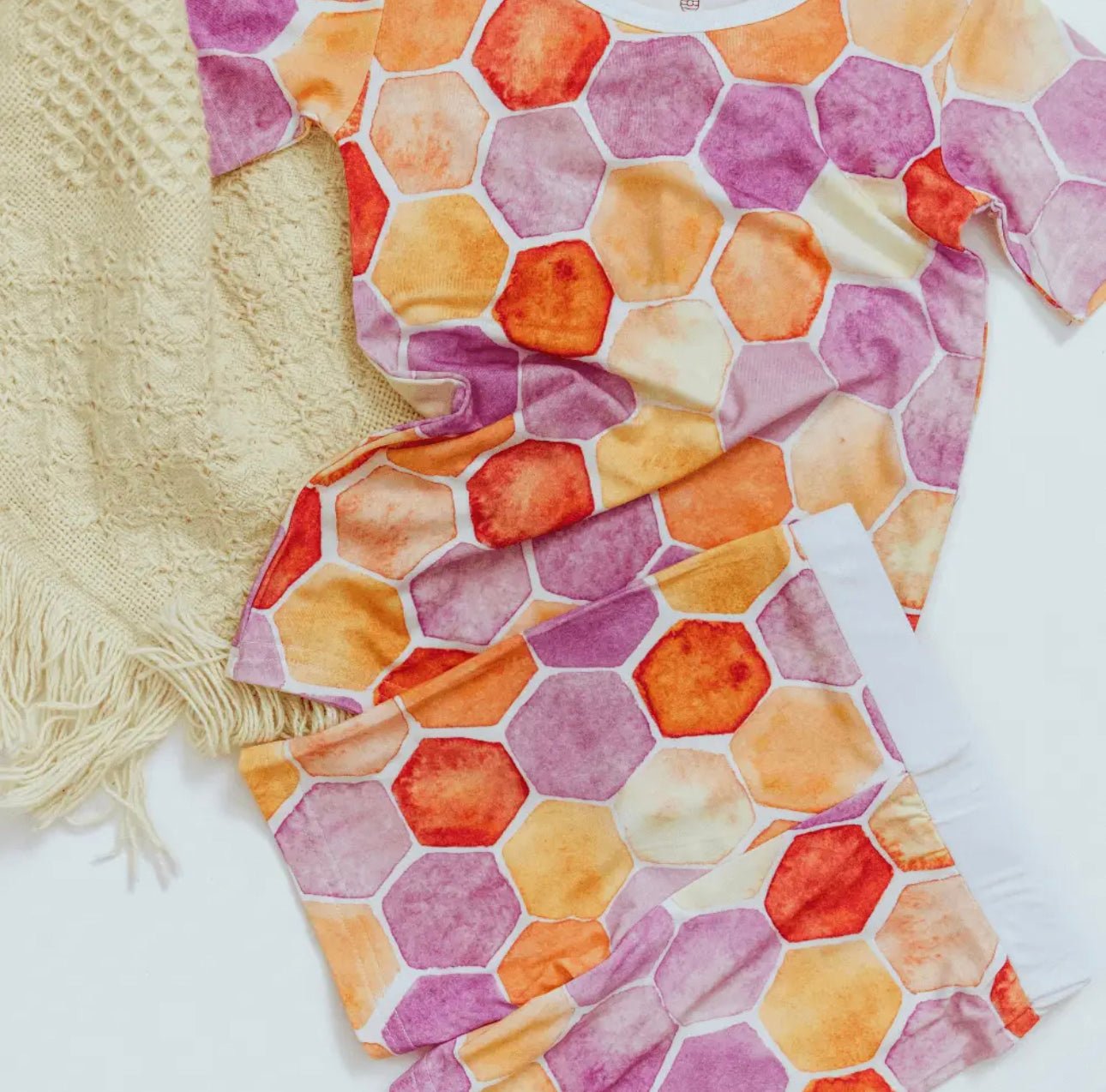 Honeycomb Short Sleeve Pajama Set in Rose - Wild Child Hat CoKinderlein